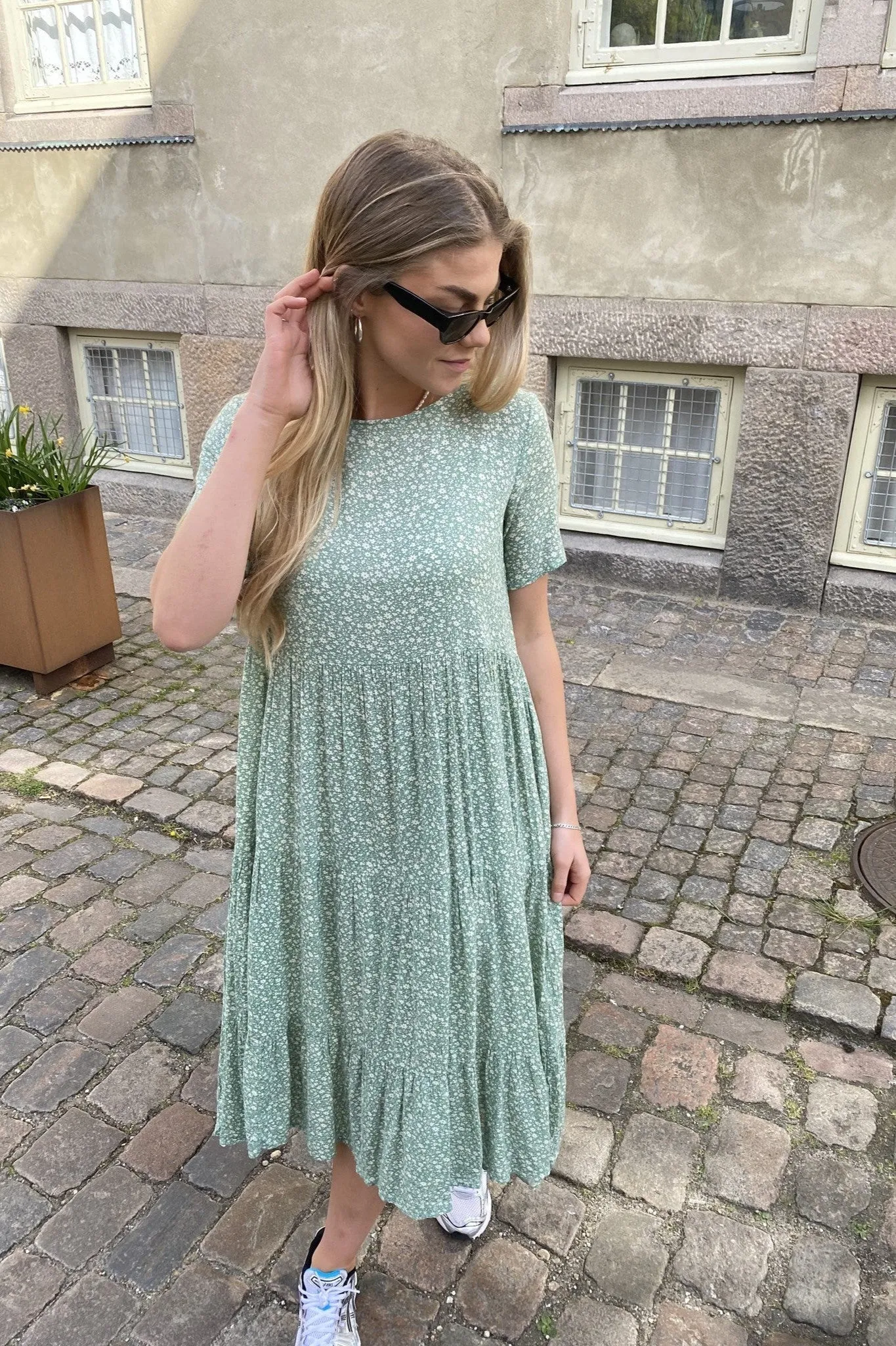 Abigail Life Midi Dress - Chinois Green