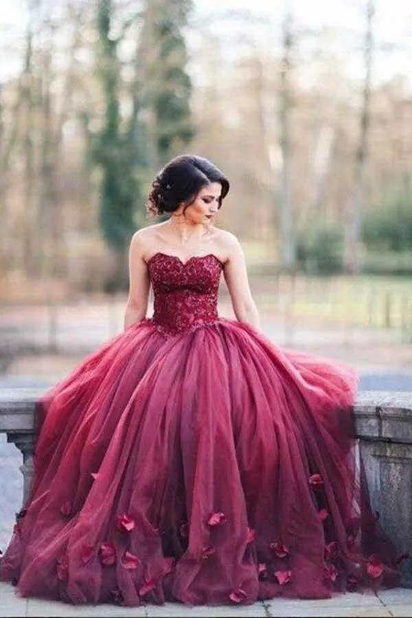 Ball Gown Sweetheart Burgundy Tulle Wedding Dress with Handmade Flowers  WD238