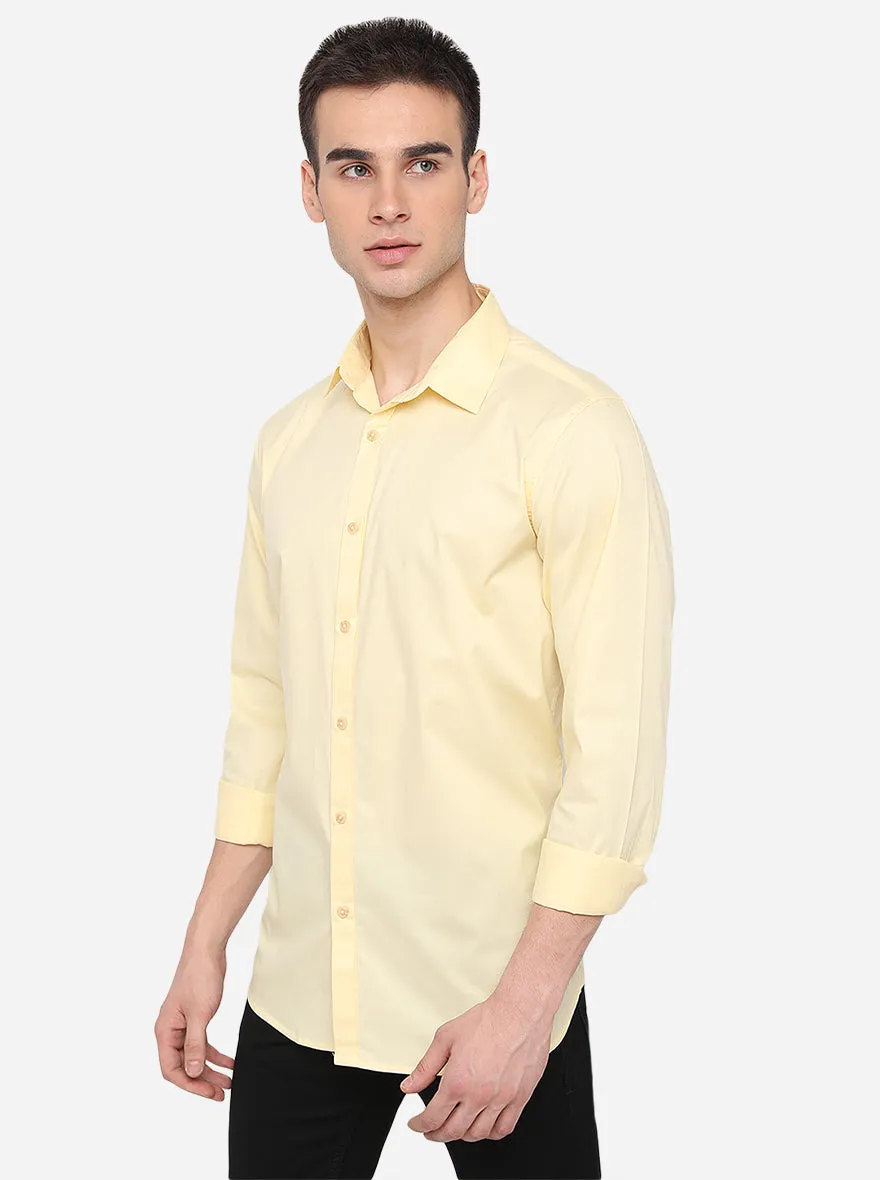 Light Yellow Solid Slim Fit Casual Shirt | JadeBlue