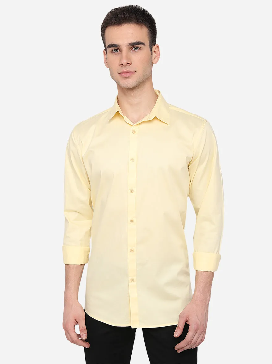 Light Yellow Solid Slim Fit Casual Shirt | JadeBlue