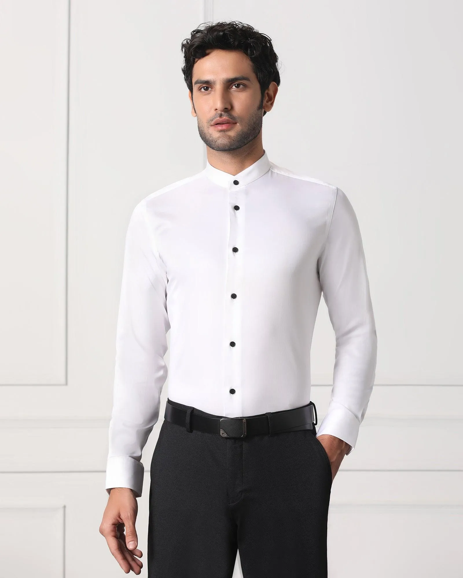 Must Haves Formal White Solid Shirt - Sailor