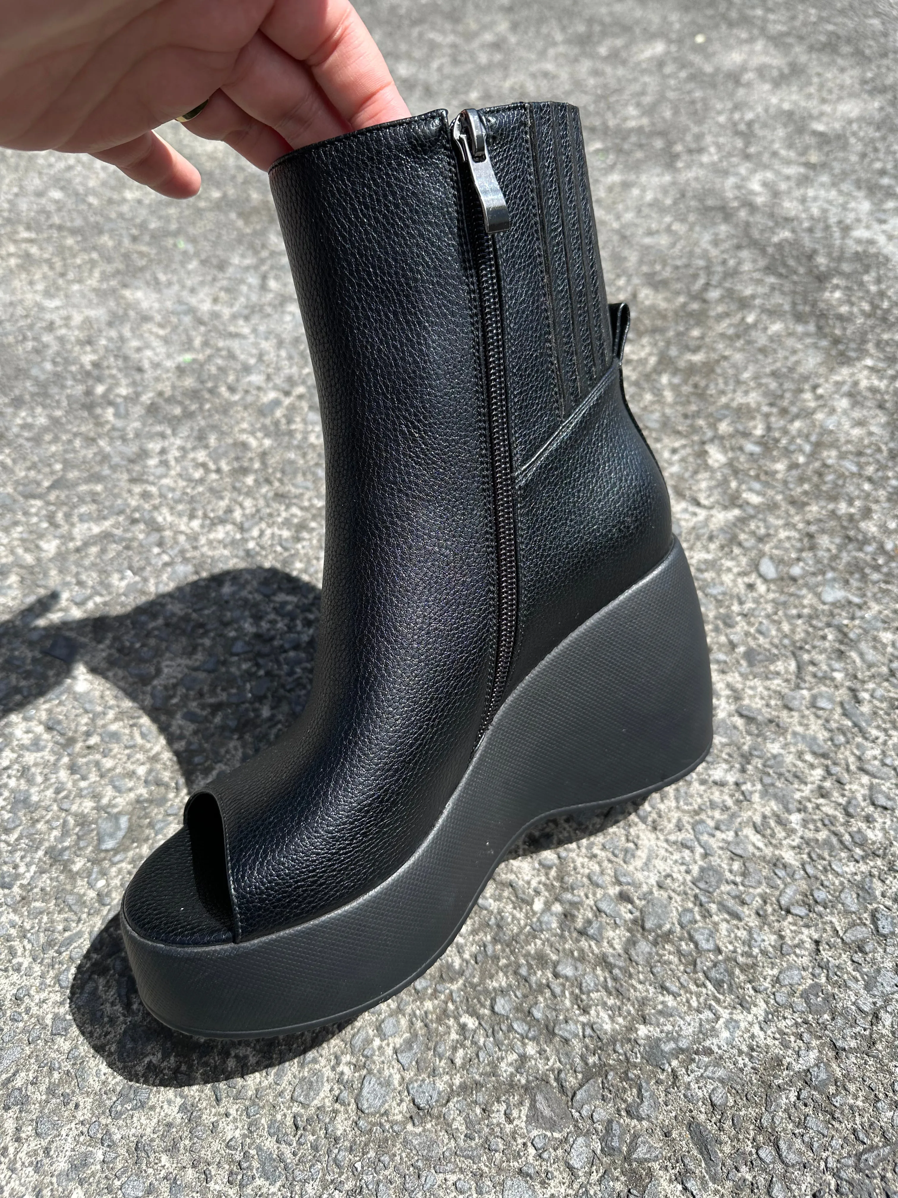 PREORDER Eclipse Wedge Boot