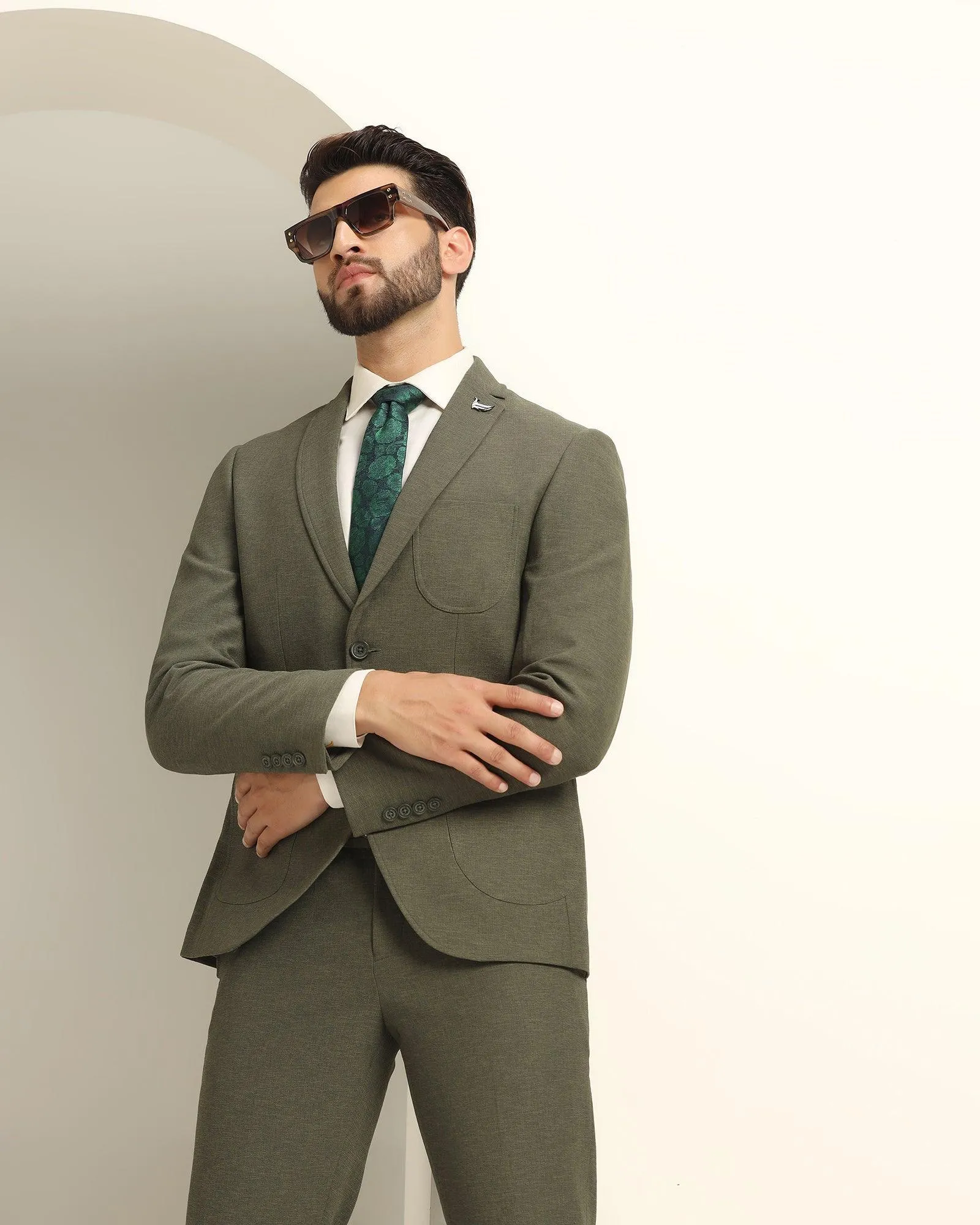 Two Piece Olive Green Solid Formal Suit - Juttex