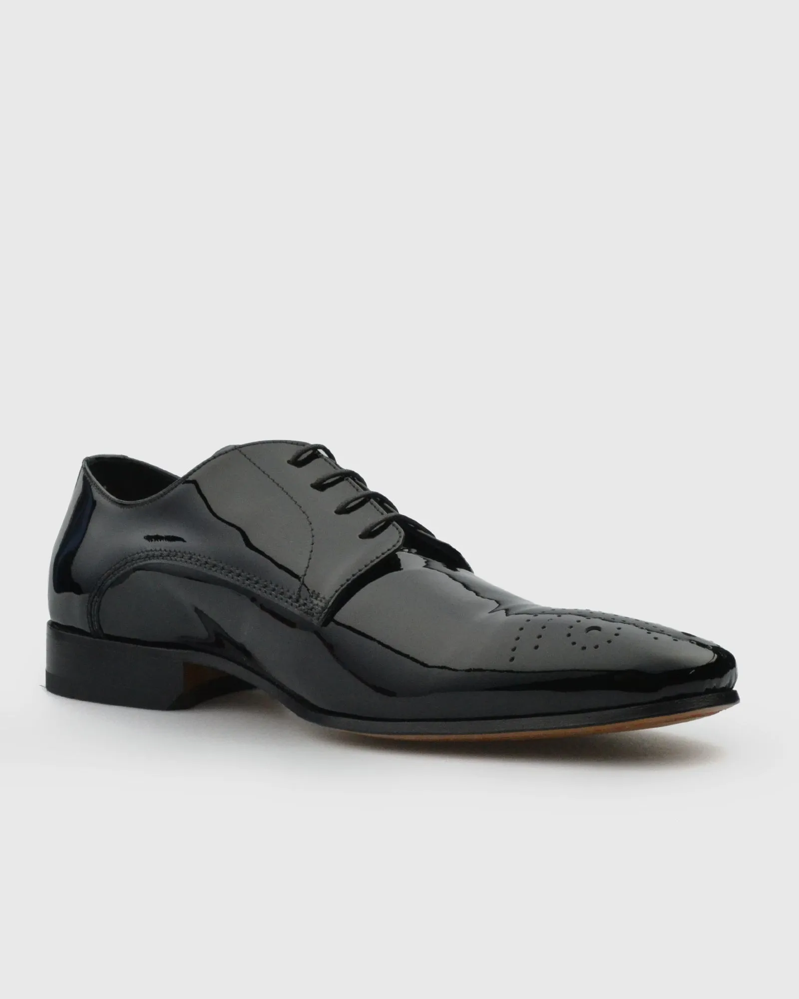 VINCENT & FRANKS VFS24RY BLACK PATENT DERBY SHOE