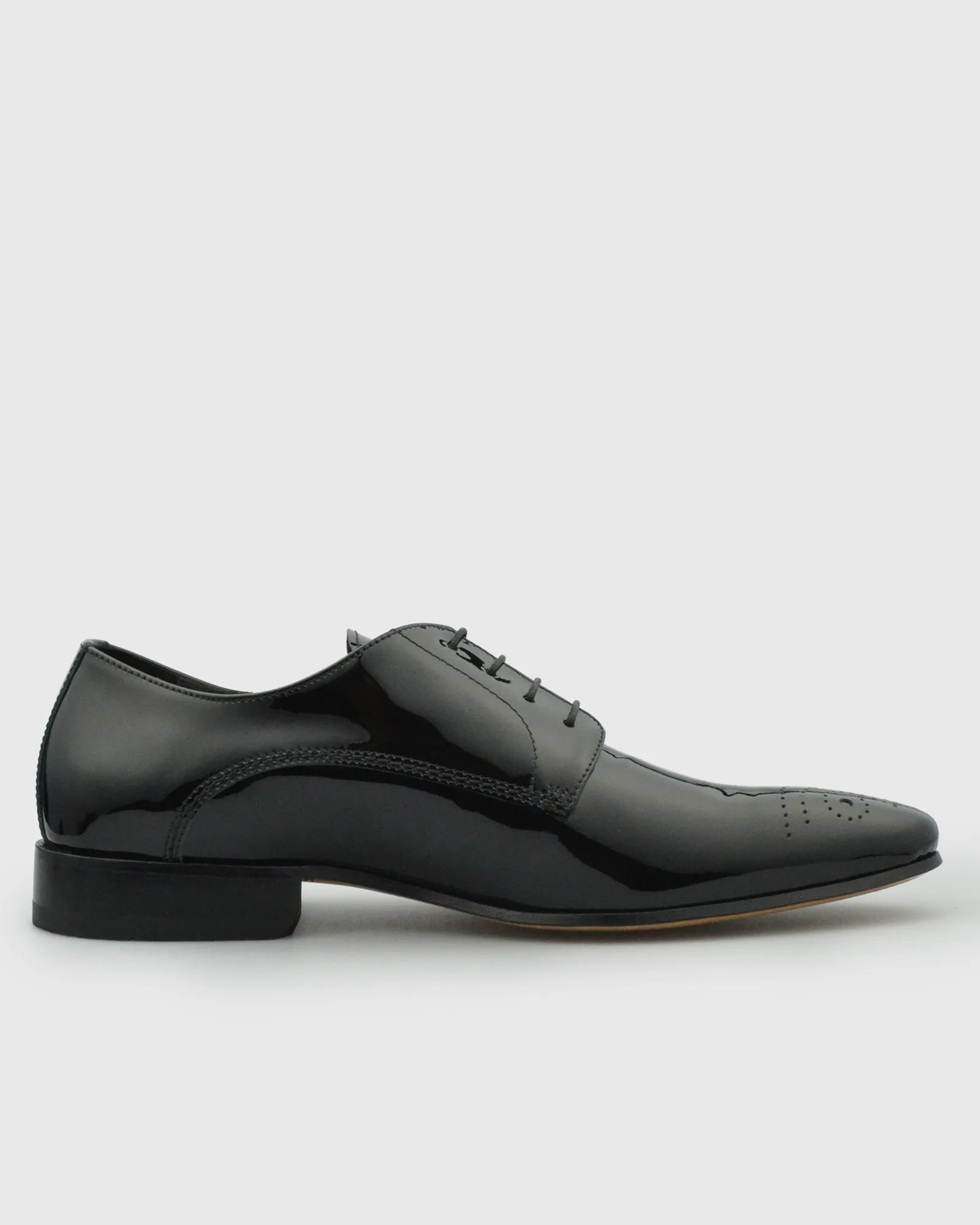 VINCENT & FRANKS VFS24RY BLACK PATENT DERBY SHOE